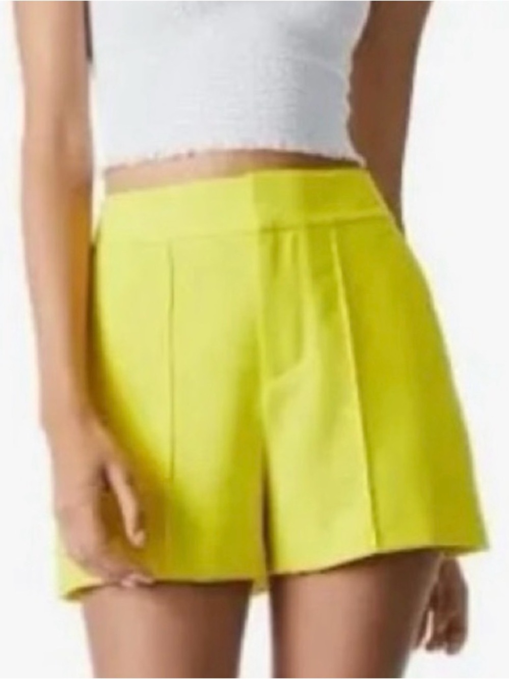 Alice + Olivia Dylan Pintuck Shorts Bright Yellow